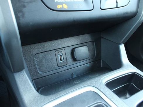 Used 2017 Ford Escape S FWD image 18
