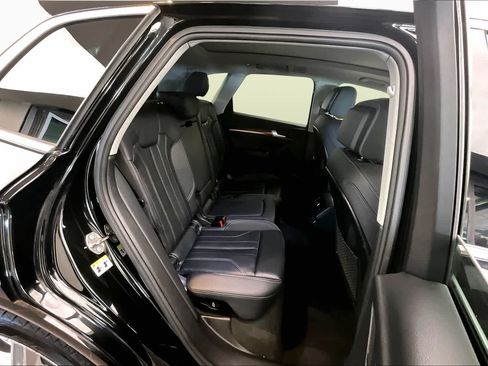 Used 2024 Audi Q5 e Premium Plus w/ Premium Plus Package AWD/4WD image 20