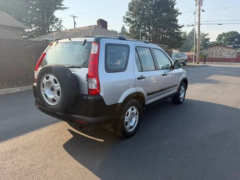 Used 2005 Honda CR-V LX image 4