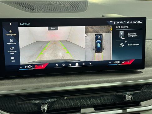 New 2026 BMW X5 xDrive50e w/ M Sport Package image 35