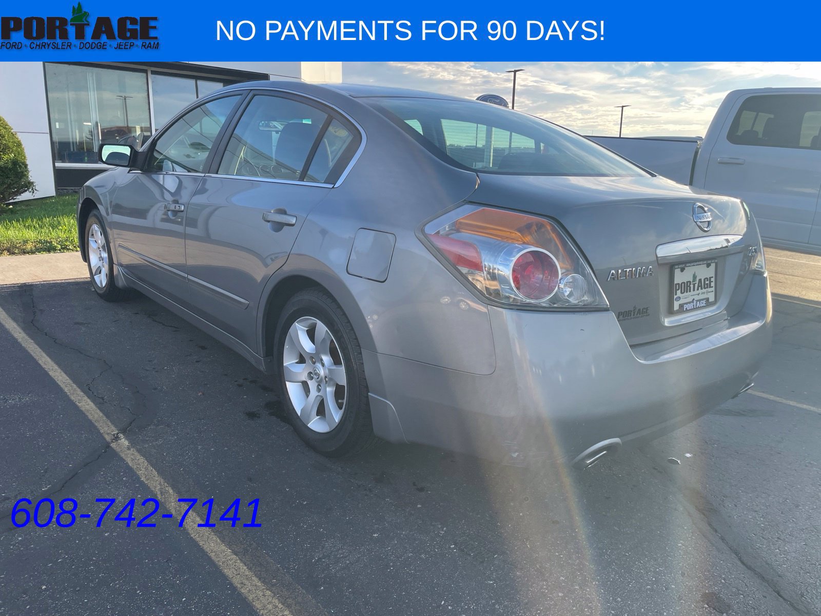 Used 2009 Nissan Altima 2.5 S w/ Convenience Plus Pkg FWD image 4