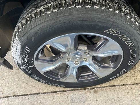 Used 2022 RAM 1500 Laramie image 7