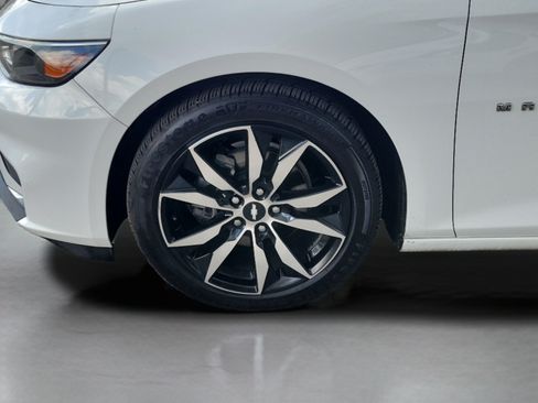 Used 2018 Chevrolet Malibu LT w/ Leather Package FWD image 32