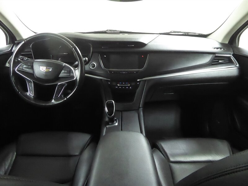 Used 2019 Cadillac XT5 Luxury FWD image 9