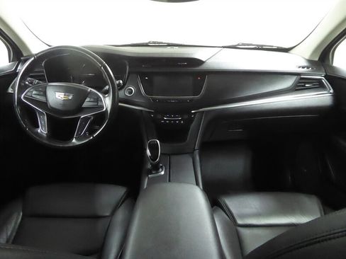 Used 2019 Cadillac XT5 Luxury FWD image 9