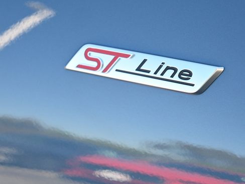 New 2026 Ford Escape ST-Line w/ Tech Pack #1 image 11