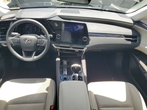 Used 2024 Lexus RX 350 FWD w/ Technology Package image 25