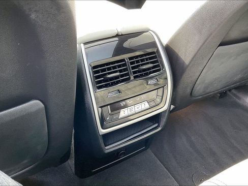 Used 2023 BMW X5 xDrive40i w/ Premium Package AWD/4WD image 10