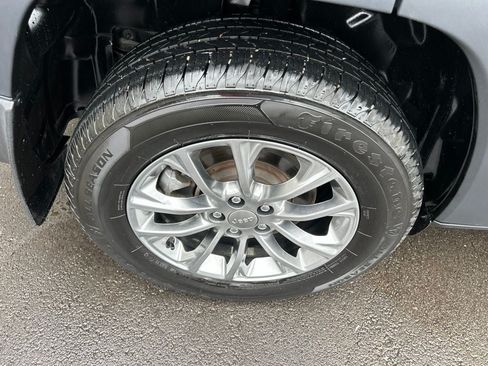 Used 2021 Jeep Cherokee Latitude Lux AWD/4WD image 38