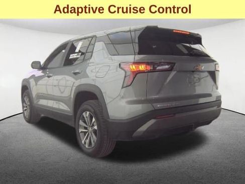 Used 2025 Chevrolet Equinox LT image 8