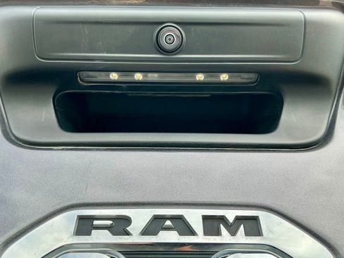Used 2024 RAM 2500 Tradesman w/ Chrome Appearance Group AWD/4WD image 15