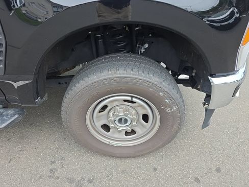 Used 2025 Ford F350 XL w/ FX4 Off-Road Package AWD/4WD image 6