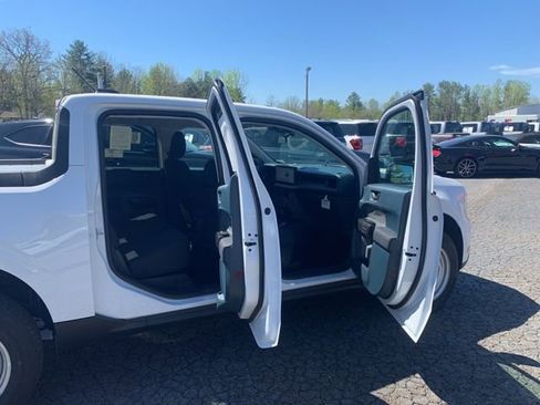 New 2026 Ford Maverick XL FWD image 11