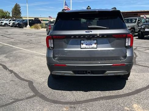 New 2026 Ford Explorer Active w/ Active Comfort Package RWD image 4