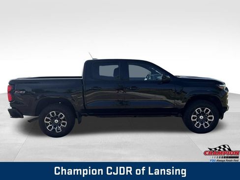 Used 2024 Chevrolet Colorado Z71 w/ Z71 Convenience Package 2 AWD/4WD image 8