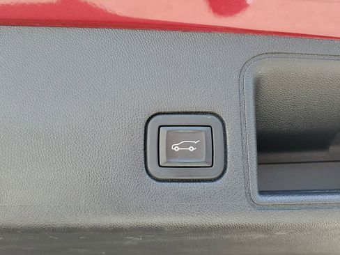 Used 2020 GMC Terrain SLT w/ Preferred Package image 14