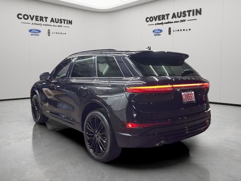 Used 2023 Lincoln Corsair Reserve w/ Equipment Group 201A image 3