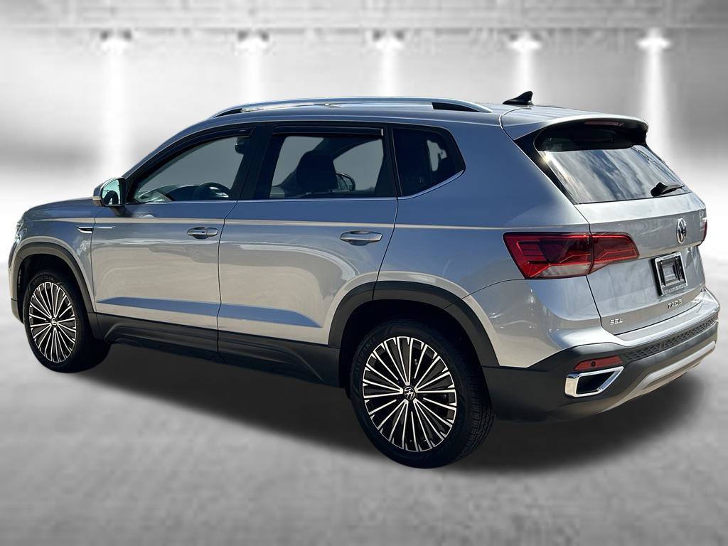 Certified 2023 Volkswagen Taos SEL AWD/4WD image 5