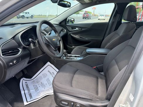 Used 2022 Chevrolet Malibu LT FWD image 21