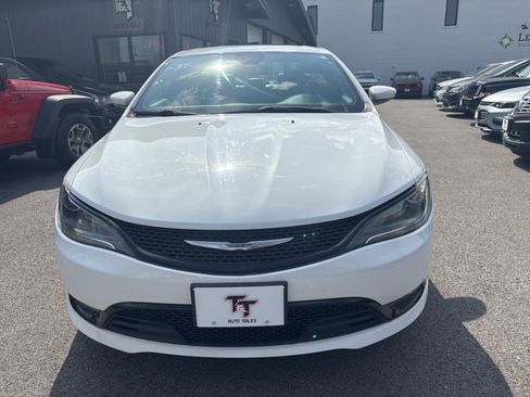 Used 2016 Chrysler 200 S w/ Navigation & Sound Group I image 8