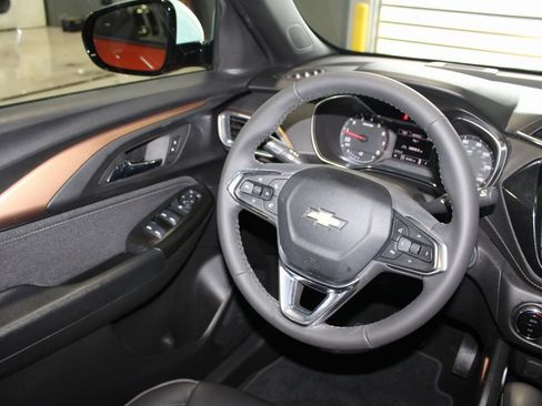 Used 2023 Chevrolet TrailBlazer ACTIV w/ Convenience Package image 21