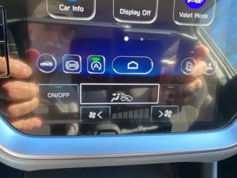 Certified 2025 Subaru Crosstrek 2.5i Premium AWD/4WD image 30