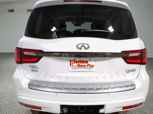 Used 2022 INFINITI QX80 Premium Select w/ Cargo Package image 8