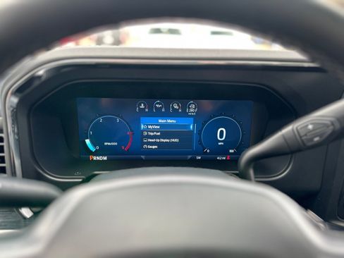 New 2025 Ford F250 Lariat w/ Lariat Ultimate Package image 17