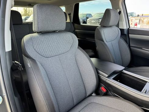 Used 2025 Hyundai Palisade SE image 19