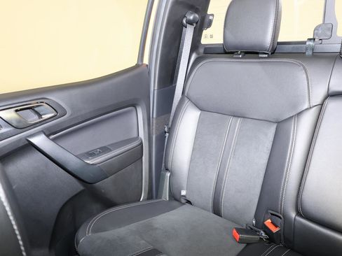 Used 2022 Ford Ranger Lariat w/ Tremor Off-Road Package image 12