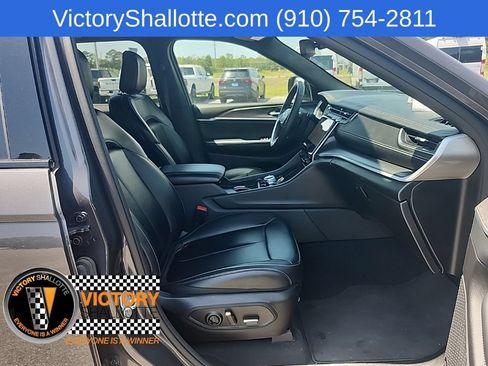 Used 2024 Jeep Grand Cherokee Limited 4xe AWD/4WD image 35