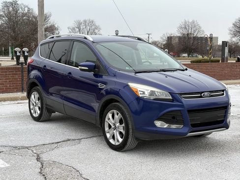 Used 2016 Ford Escape Titanium w/ Equipment Group 301A image 5