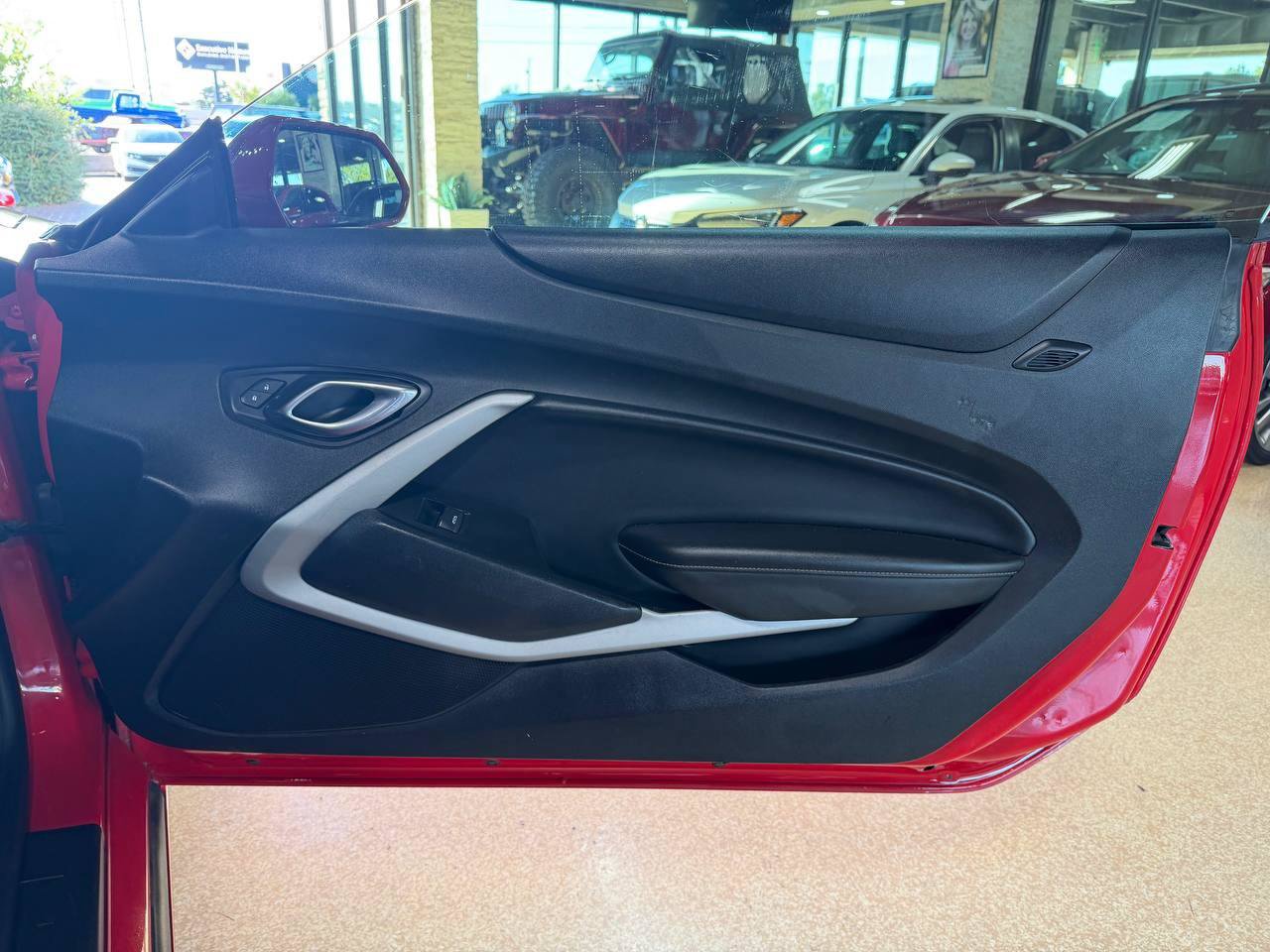 Used 2020 Chevrolet Camaro LS RWD image 14