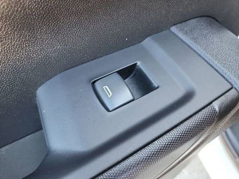 Certified 2022 Chevrolet Silverado 1500 Custom RWD image 10