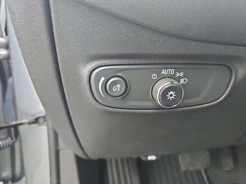 Used 2024 Chevrolet Equinox LT image 26