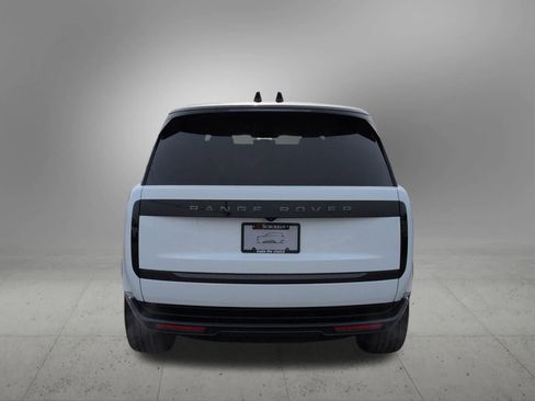 New 2026 Land Rover Range Rover SE image 5