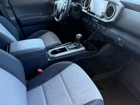 Used 2023 Toyota Tacoma TRD Off-Road w/ Advanced Technology Package AWD/4WD image 23