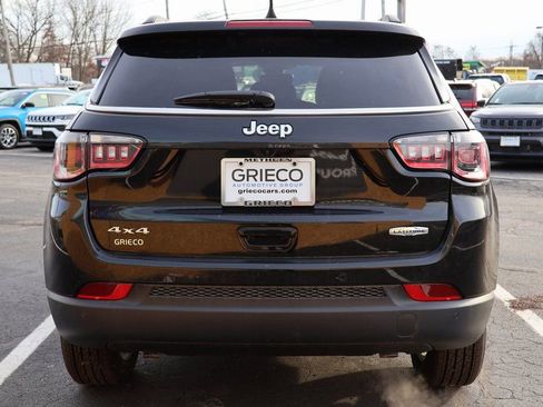 New 2024 Jeep Compass Latitude w/ Convenience Group AWD/4WD image 7