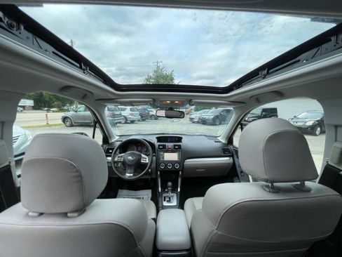 Used 2015 Subaru Forester 2.5i Limited AWD/4WD image 28
