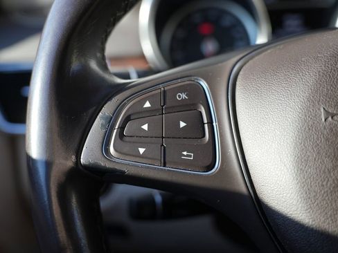 Used 2017 Mercedes-Benz GLE 400 4MATIC image 47