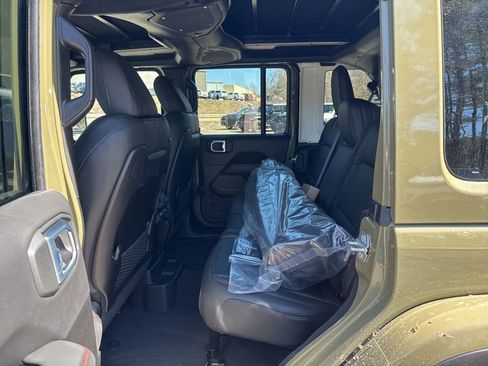 New 2026 Jeep Wrangler Unlimited Rubicon image 23