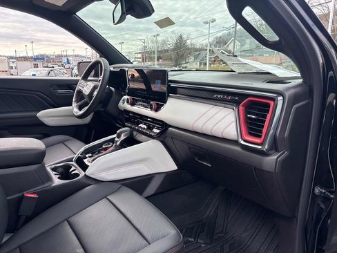 New 2026 GMC Canyon AT4X AWD/4WD image 68