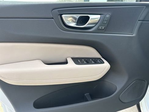 New 2026 Volvo XC60 B5 Plus w/ Protection Package Premier AWD/4WD image 14