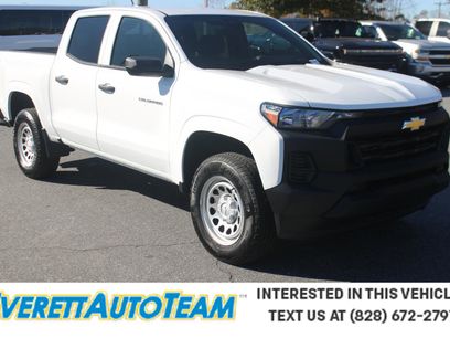 New 2025 Chevrolet Colorado W/T w/ Advanced Trailering Package