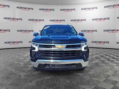 Used 2025 Chevrolet Silverado 1500 LT AWD/4WD image 8