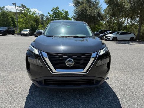 Used 2021 Nissan Rogue S FWD image 2