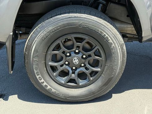 Certified 2022 Toyota Tacoma SR5 RWD image 14