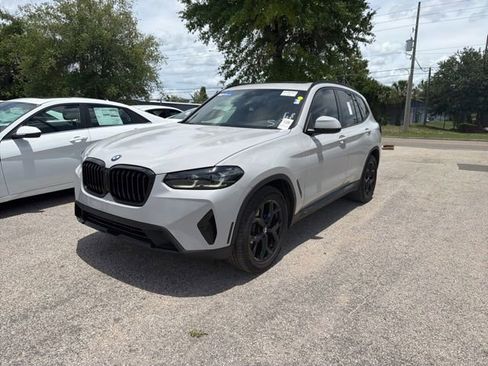 Used 2022 BMW X3 sDrive30i w/ Convenience Package RWD image 3