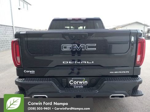 Used 2023 GMC Sierra 1500 Denali Ultimate image 4