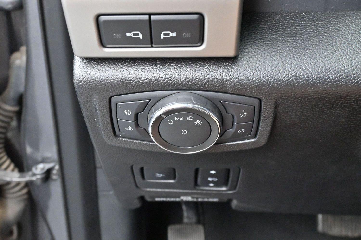 Used 2021 Ford F350 4x4 Crew Cab Super Duty image 29